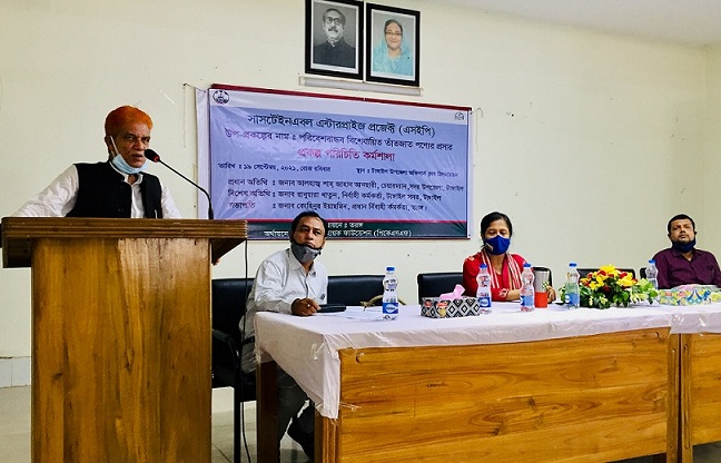 Chief Guest Mr. Al-Haj Jahan Ansari, Chairman, Sadar Upazila, Tangail  delivering his speech an Inception workshop of the project Promoting Environment Friendly & Specialized Loom Products held on 19th Sept' 2021 